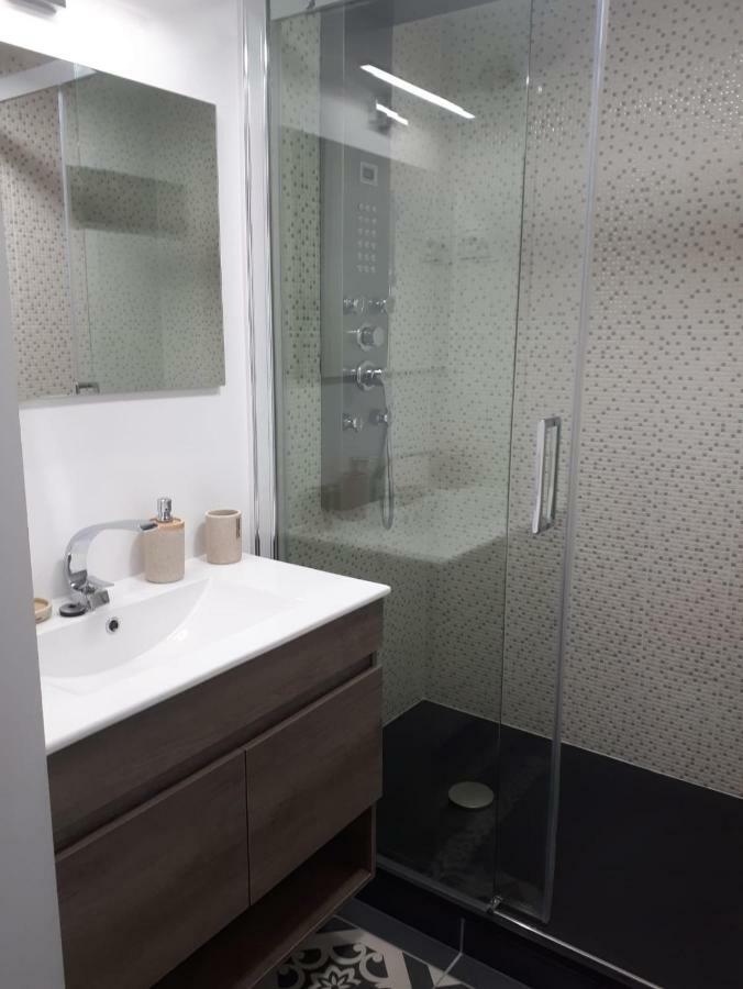 Appartement Cosy - Les Ecureuils Арес Екстериор снимка